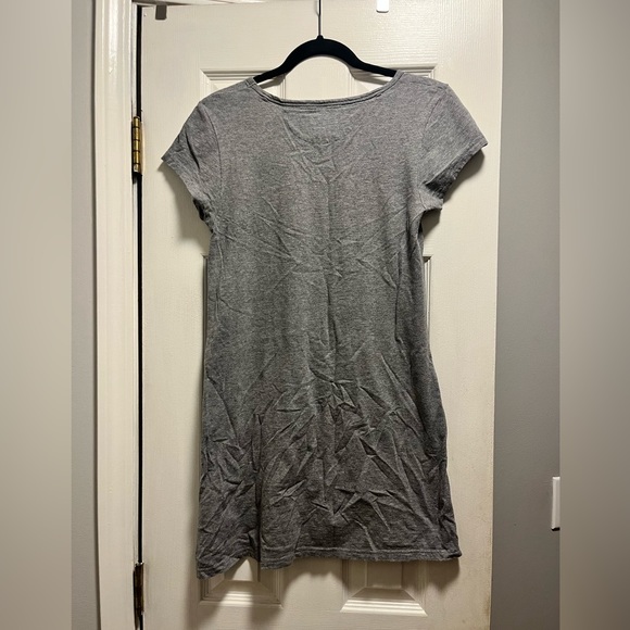 Sperry T-Shirt Dress - Picture 2 of 4
